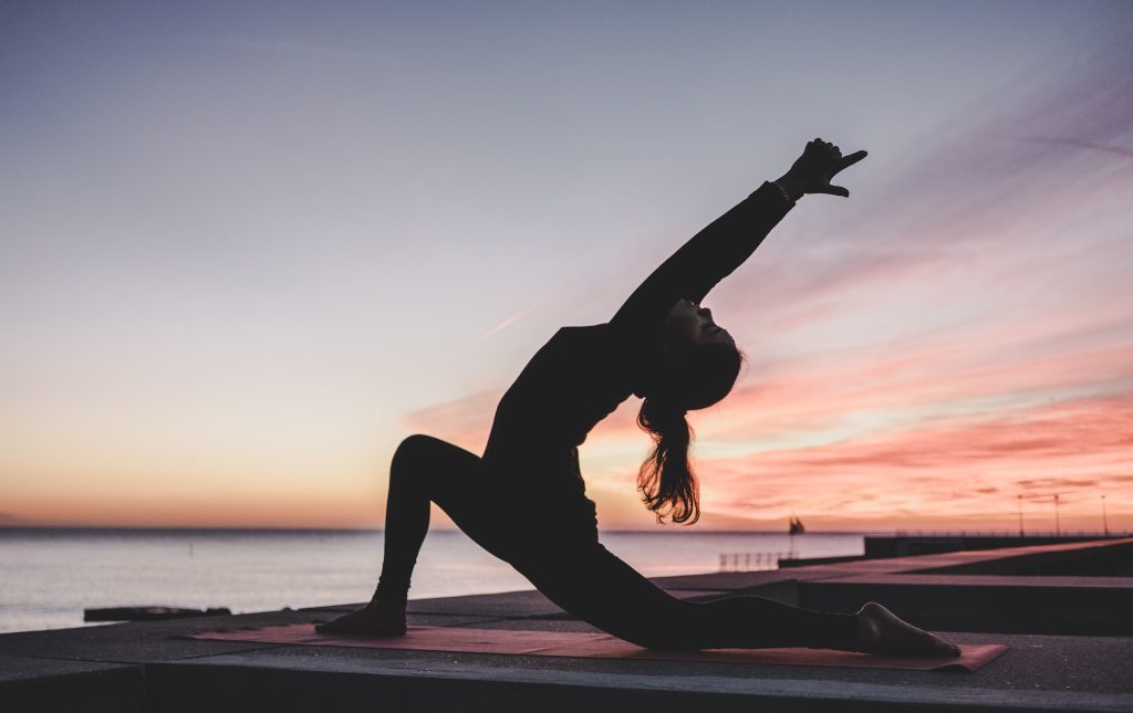 Detox yoga: 4 poses voor een frisse start