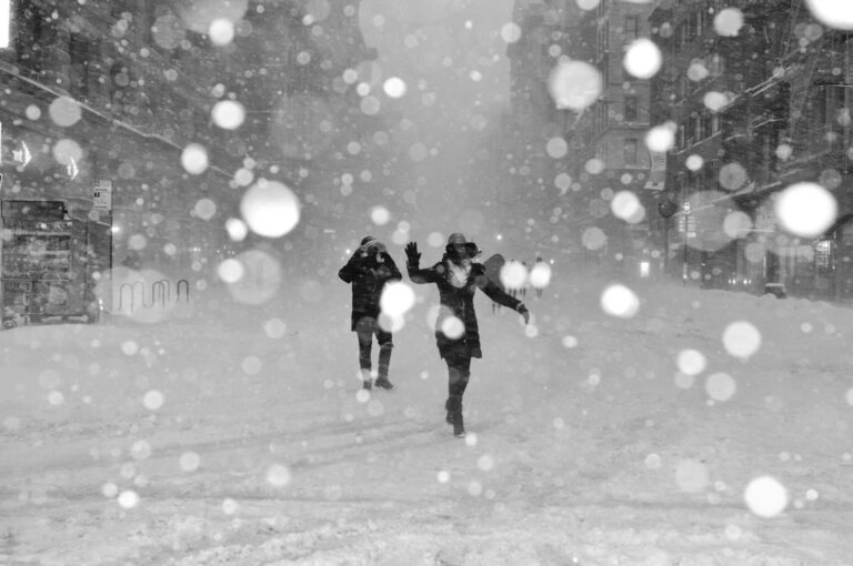 Hardlopen in de sneeuw: zo doe je het veilig en comfortabel
